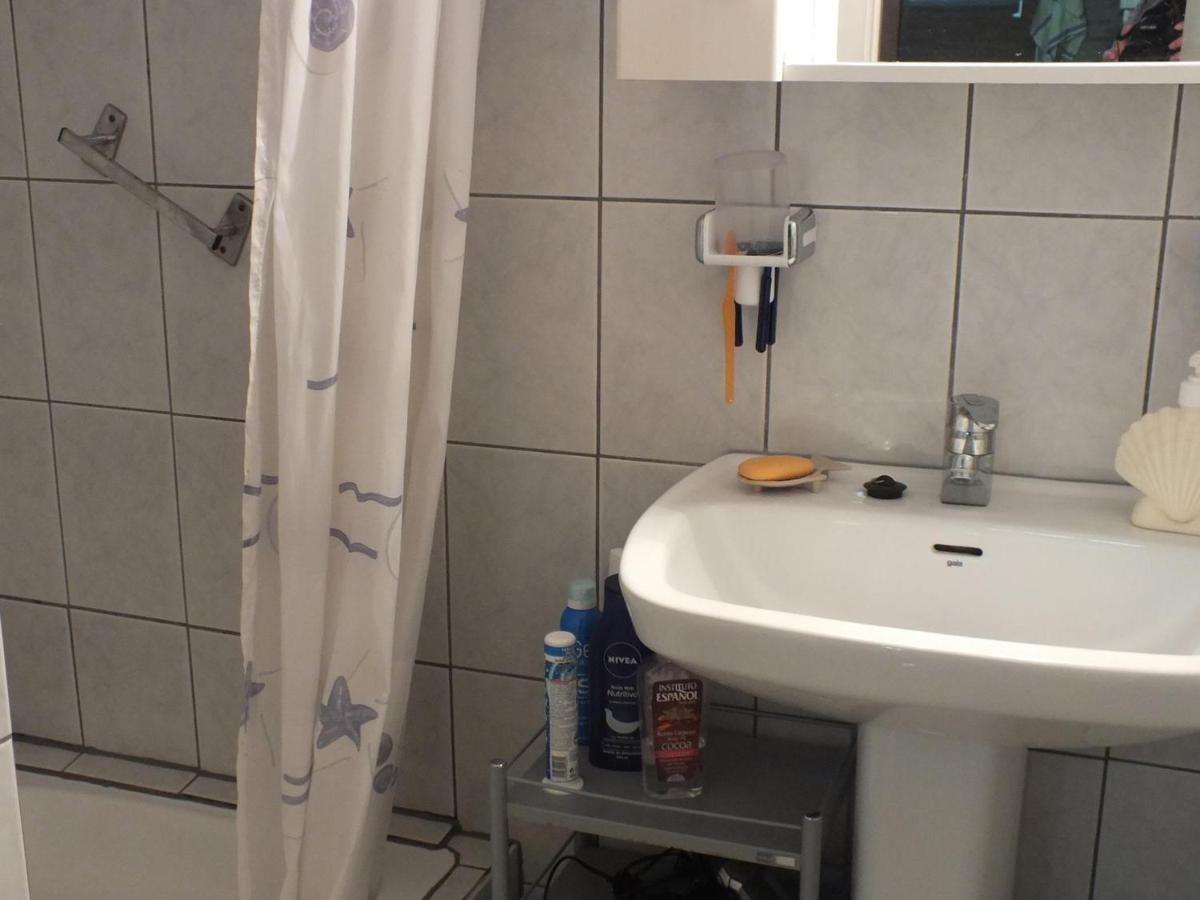 En Primera Linea De Playa Con Piscina Y Terraza En - Es-204-5 Apartamento Rosas